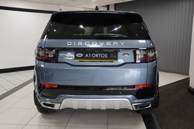 2025 Land Rover Discovery Sport