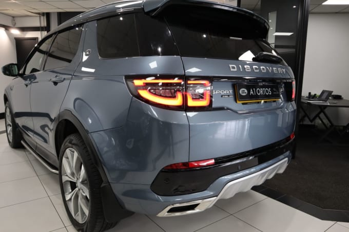 2025 Land Rover Discovery Sport