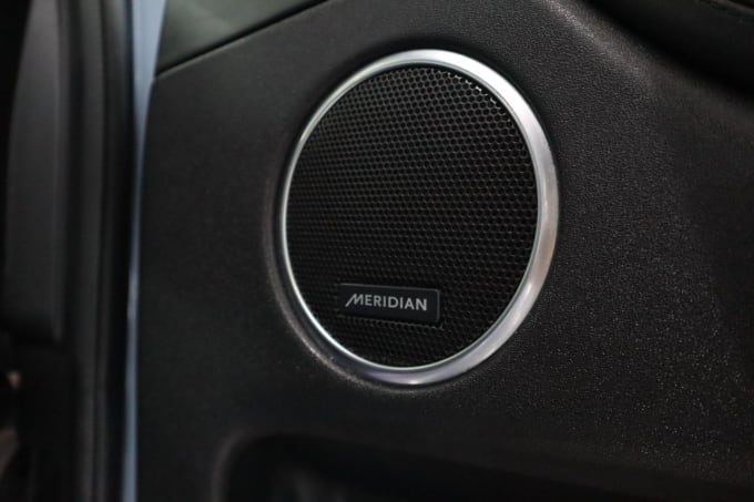 2025 Land Rover Discovery Sport