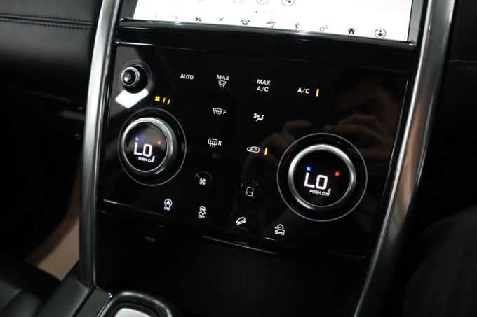 2025 Land Rover Discovery Sport