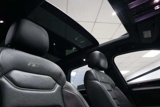 2025 Volkswagen Touareg