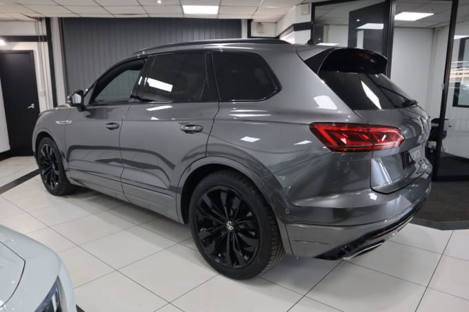 2025 Volkswagen Touareg