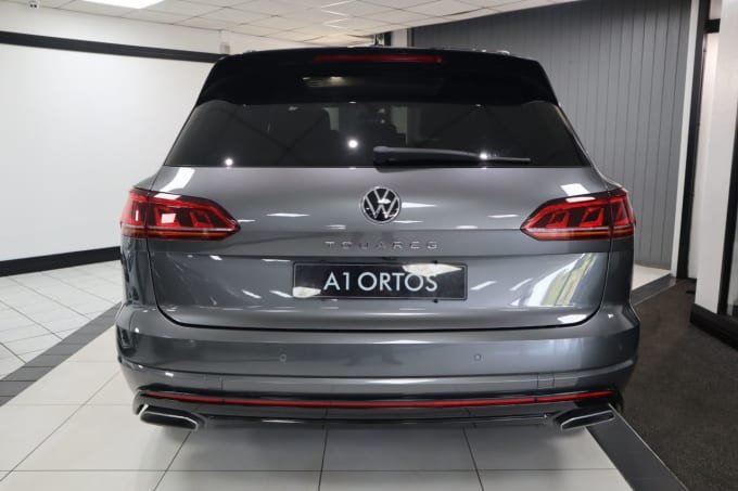 2025 Volkswagen Touareg