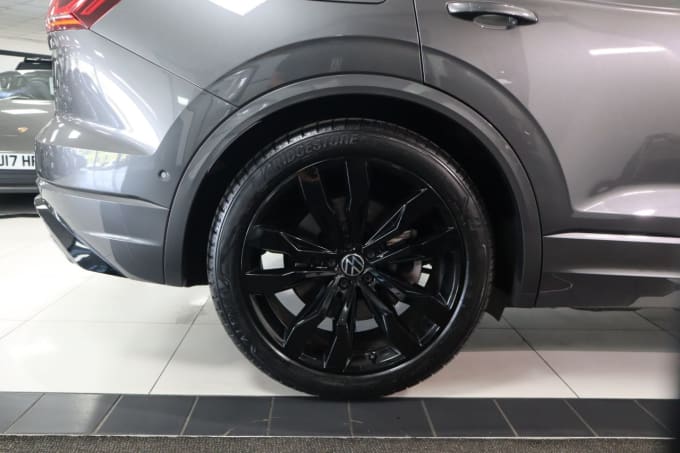 2025 Volkswagen Touareg