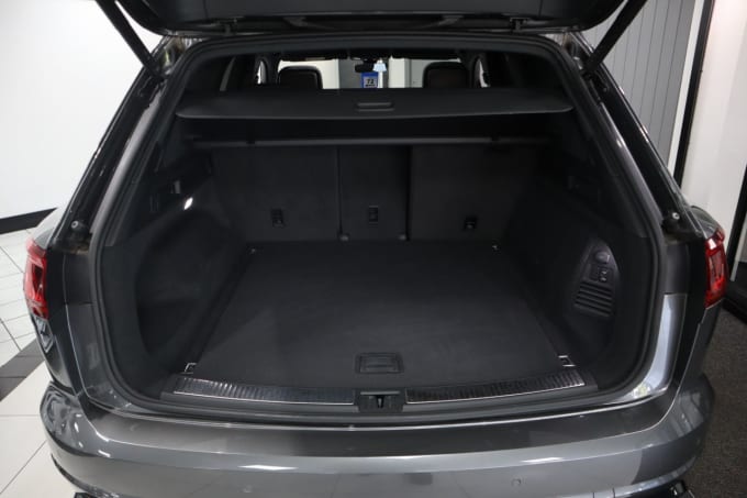 2025 Volkswagen Touareg