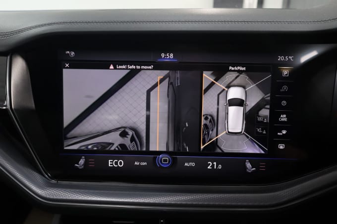 2025 Volkswagen Touareg