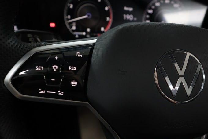 2025 Volkswagen Touareg