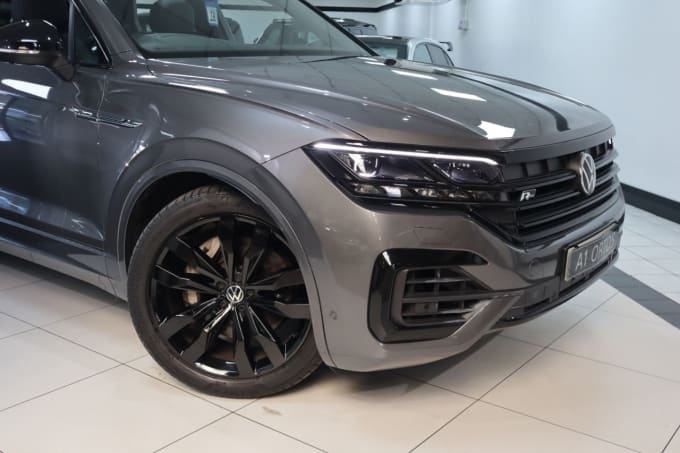 2025 Volkswagen Touareg