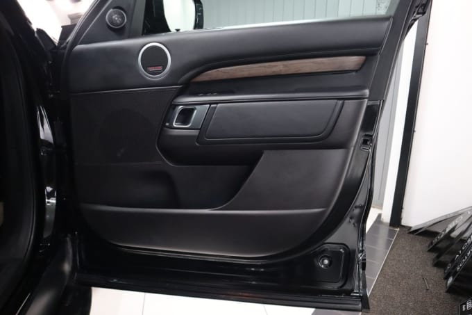 2025 Land Rover Discovery