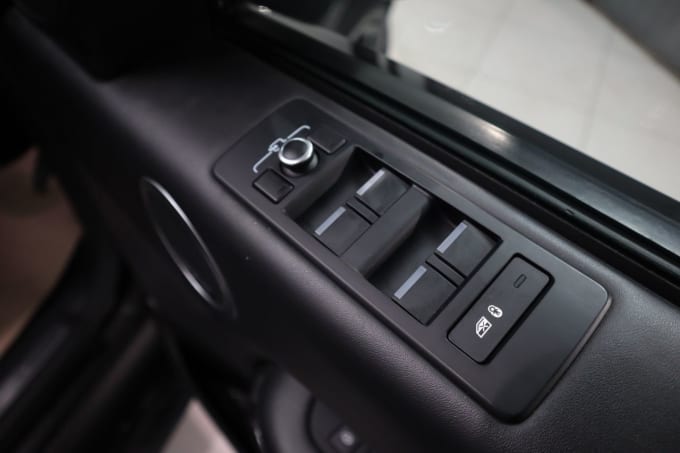 2025 Land Rover Discovery