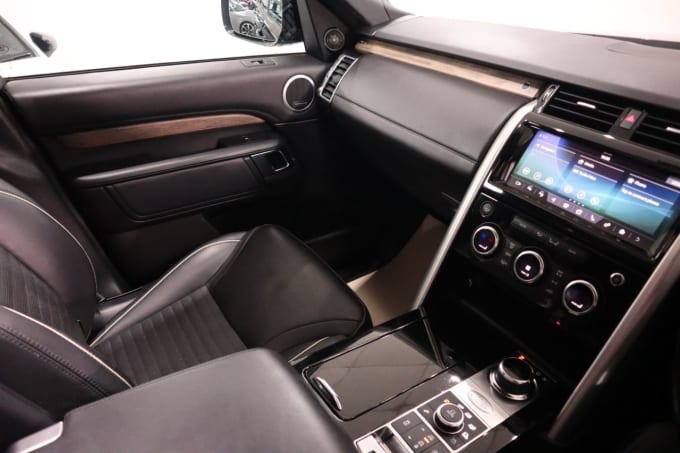 2025 Land Rover Discovery