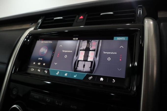 2025 Land Rover Discovery