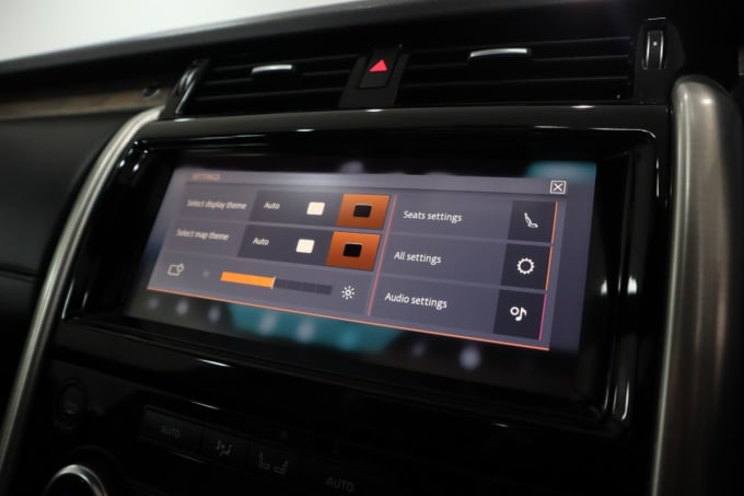 2025 Land Rover Discovery