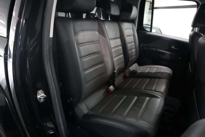 2025 Volkswagen Amarok