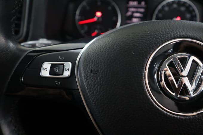2025 Volkswagen Amarok