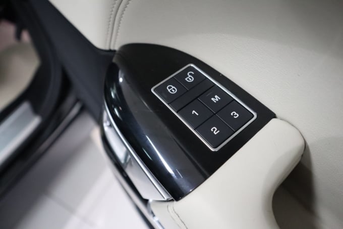 2025 Land Rover Range Rover
