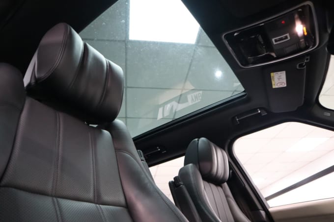 2025 Land Rover Range Rover