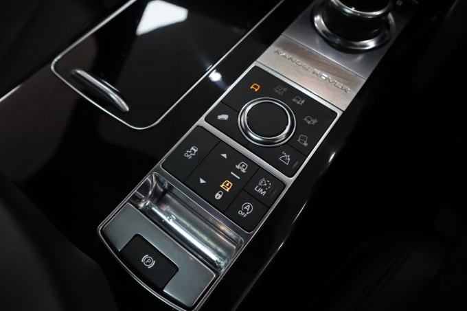 2025 Land Rover Range Rover