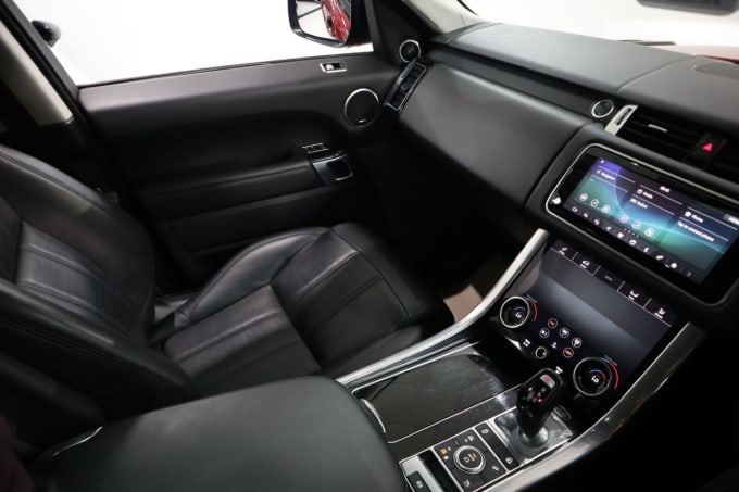 2025 Land Rover Range Rover Sport