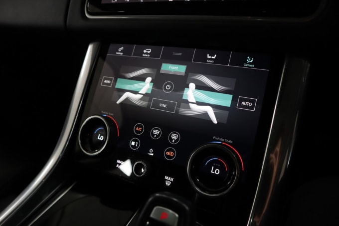 2025 Land Rover Range Rover Sport