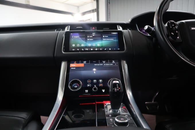 2025 Land Rover Range Rover Sport