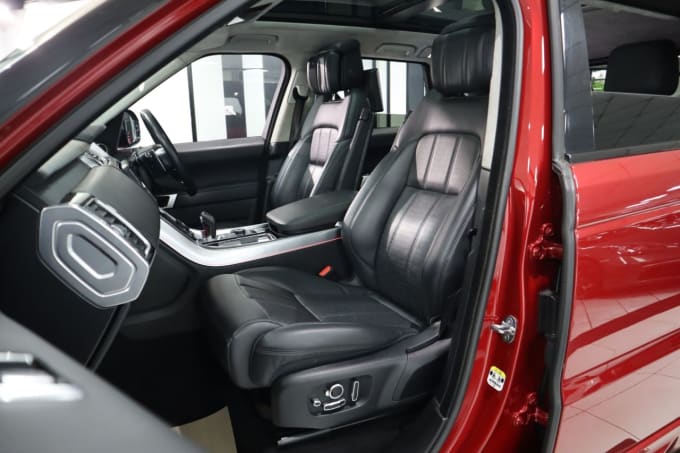 2025 Land Rover Range Rover Sport