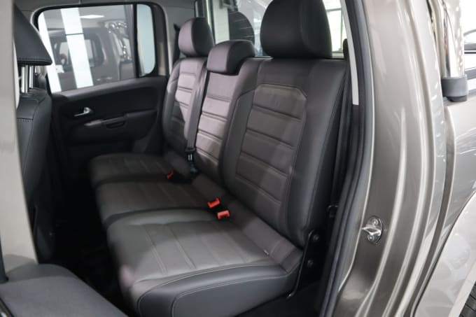 2025 Volkswagen Amarok
