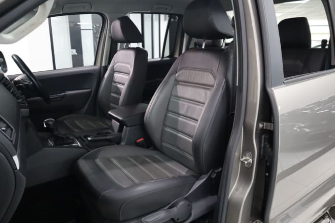 2025 Volkswagen Amarok
