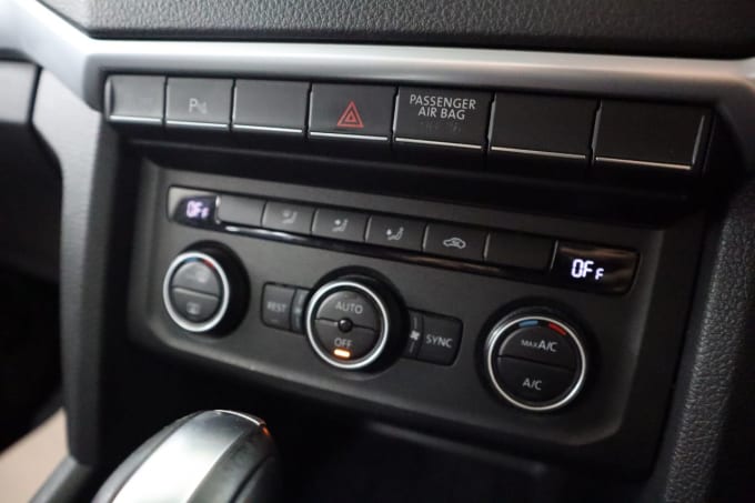 2025 Volkswagen Amarok