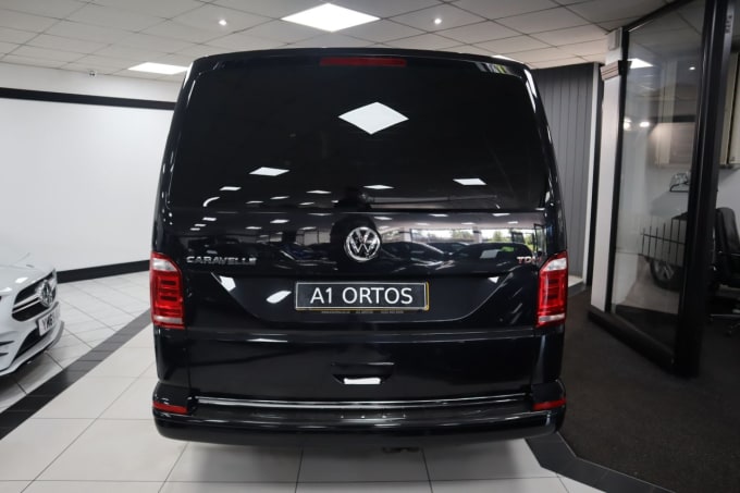 2025 Volkswagen Caravelle