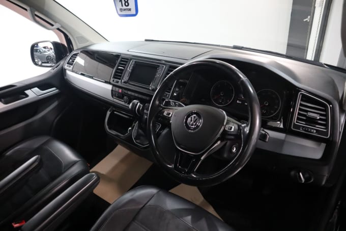 2025 Volkswagen Caravelle