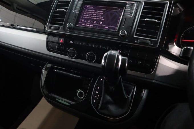 2025 Volkswagen Caravelle