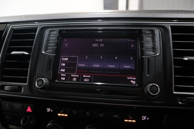 2025 Volkswagen Caravelle