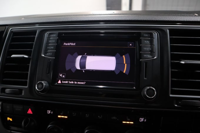 2025 Volkswagen Caravelle