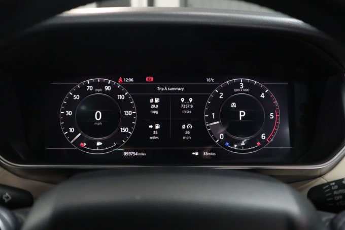 2025 Land Rover Range Rover Sport
