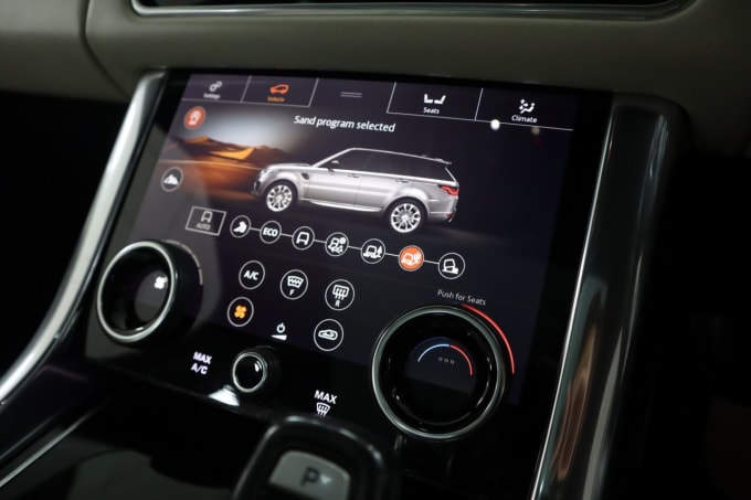 2025 Land Rover Range Rover Sport
