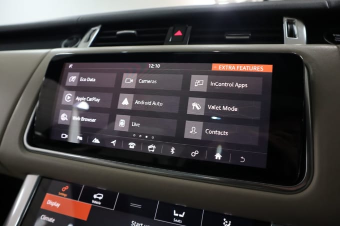 2025 Land Rover Range Rover Sport