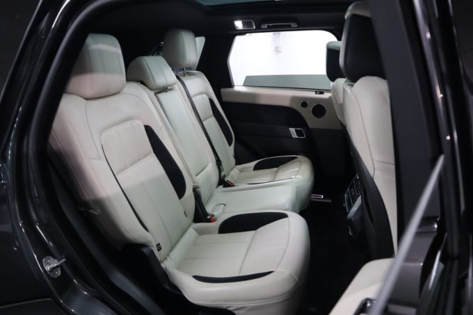 2025 Land Rover Range Rover Sport
