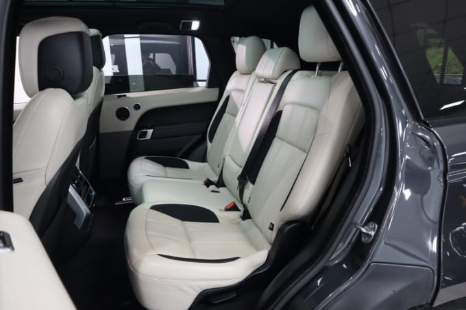 2025 Land Rover Range Rover Sport