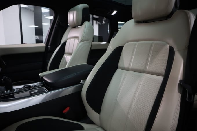 2025 Land Rover Range Rover Sport