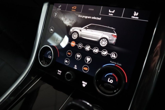 2025 Land Rover Range Rover Sport