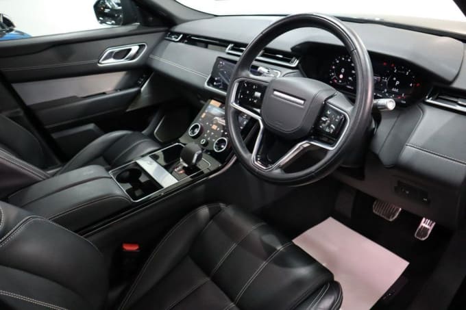 2025 Land Rover Range Rover Velar