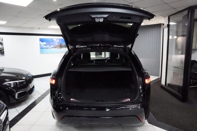 2025 Land Rover Range Rover Velar
