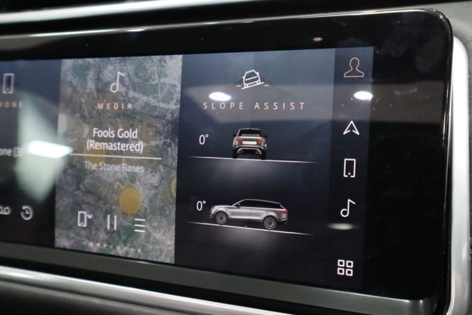 2025 Land Rover Range Rover Velar