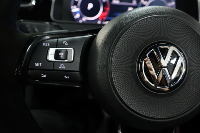 2025 Volkswagen Golf