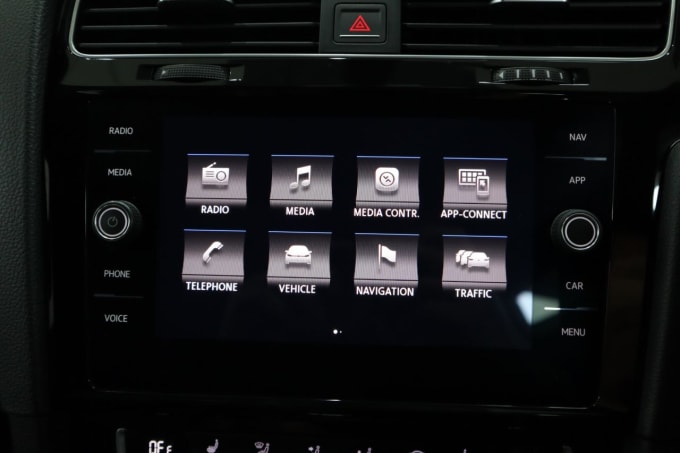 2025 Volkswagen Golf