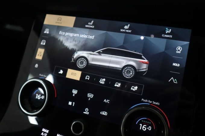 2025 Land Rover Range Rover Velar