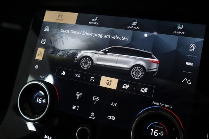 2025 Land Rover Range Rover Velar
