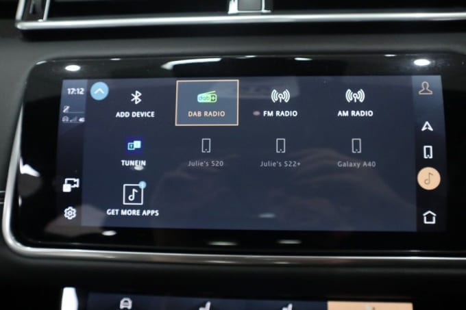 2025 Land Rover Range Rover Velar