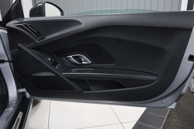 2025 Audi R8